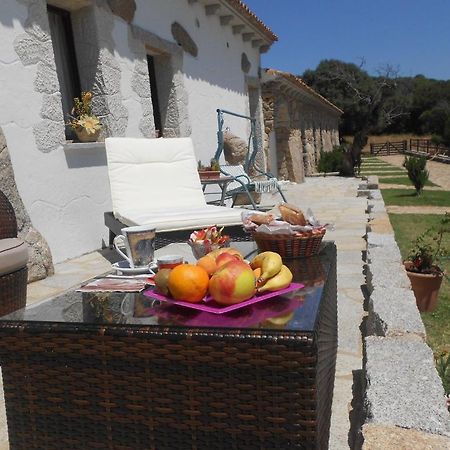 B&B L' Incantu Santa Teresa Gallura Exteriör bild